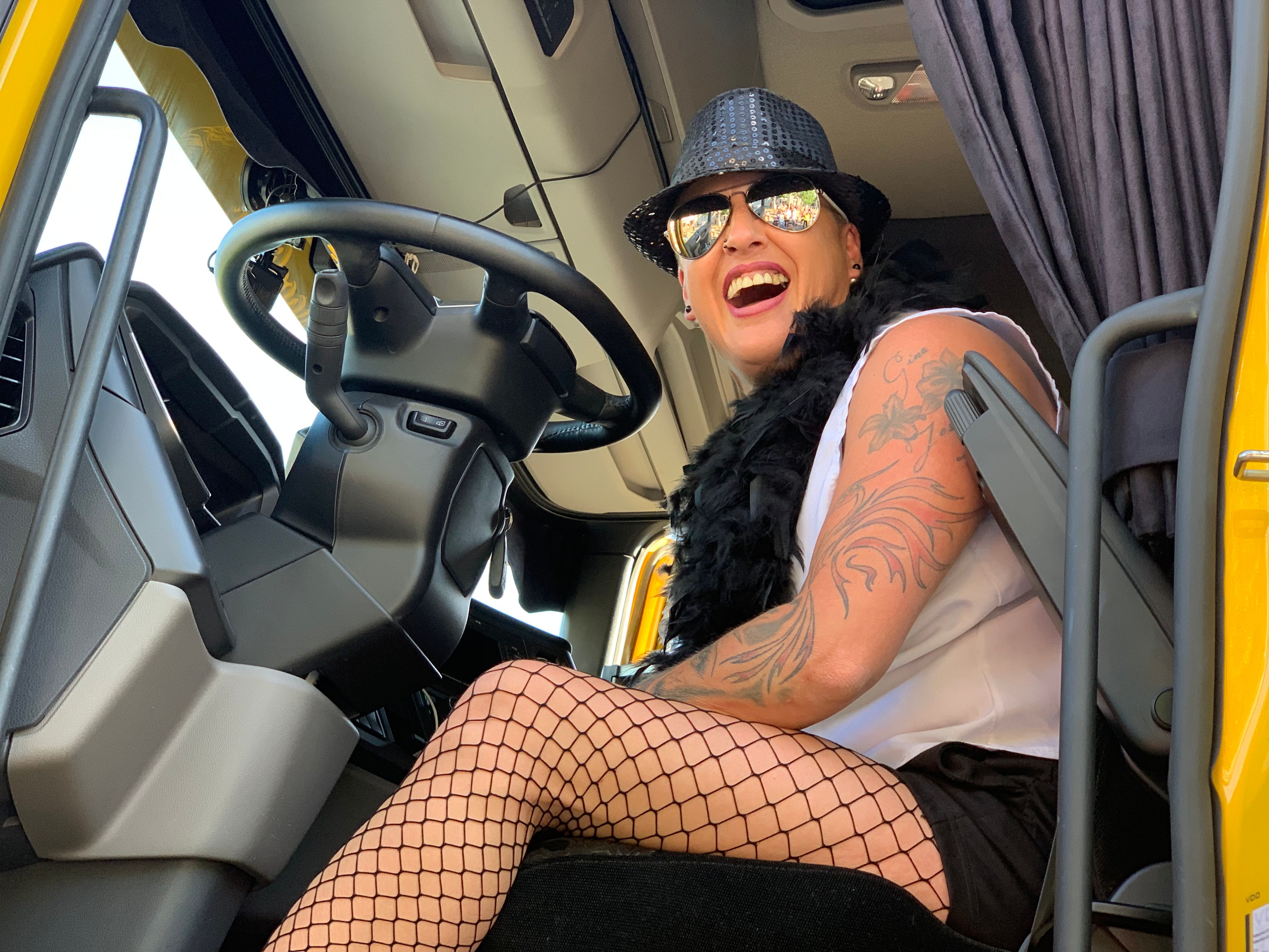 Bild zum Thema "Trucker Babe" Jana Vetter