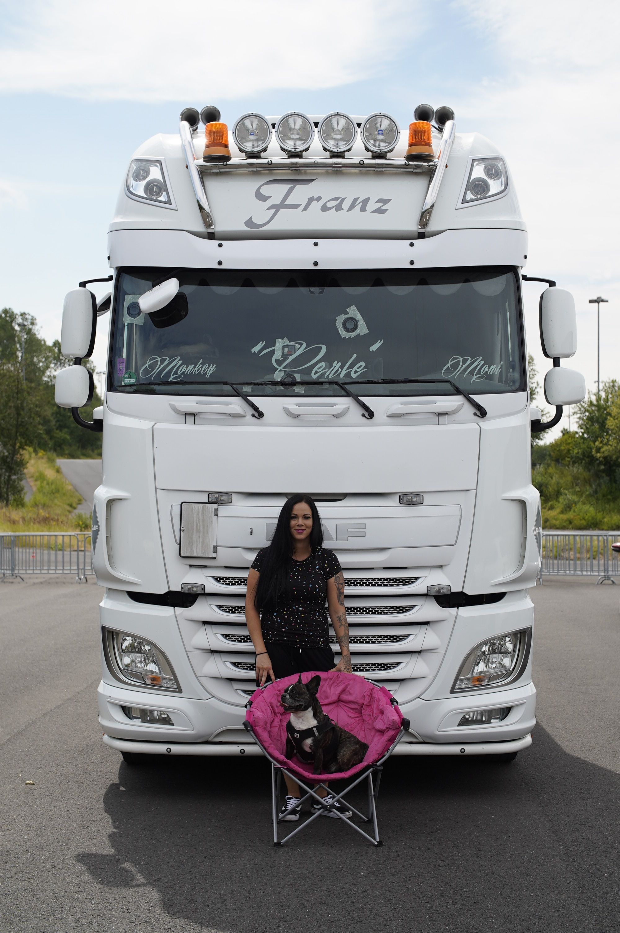 Bild zum Thema "Trucker Babe" Mona Krafthöfer