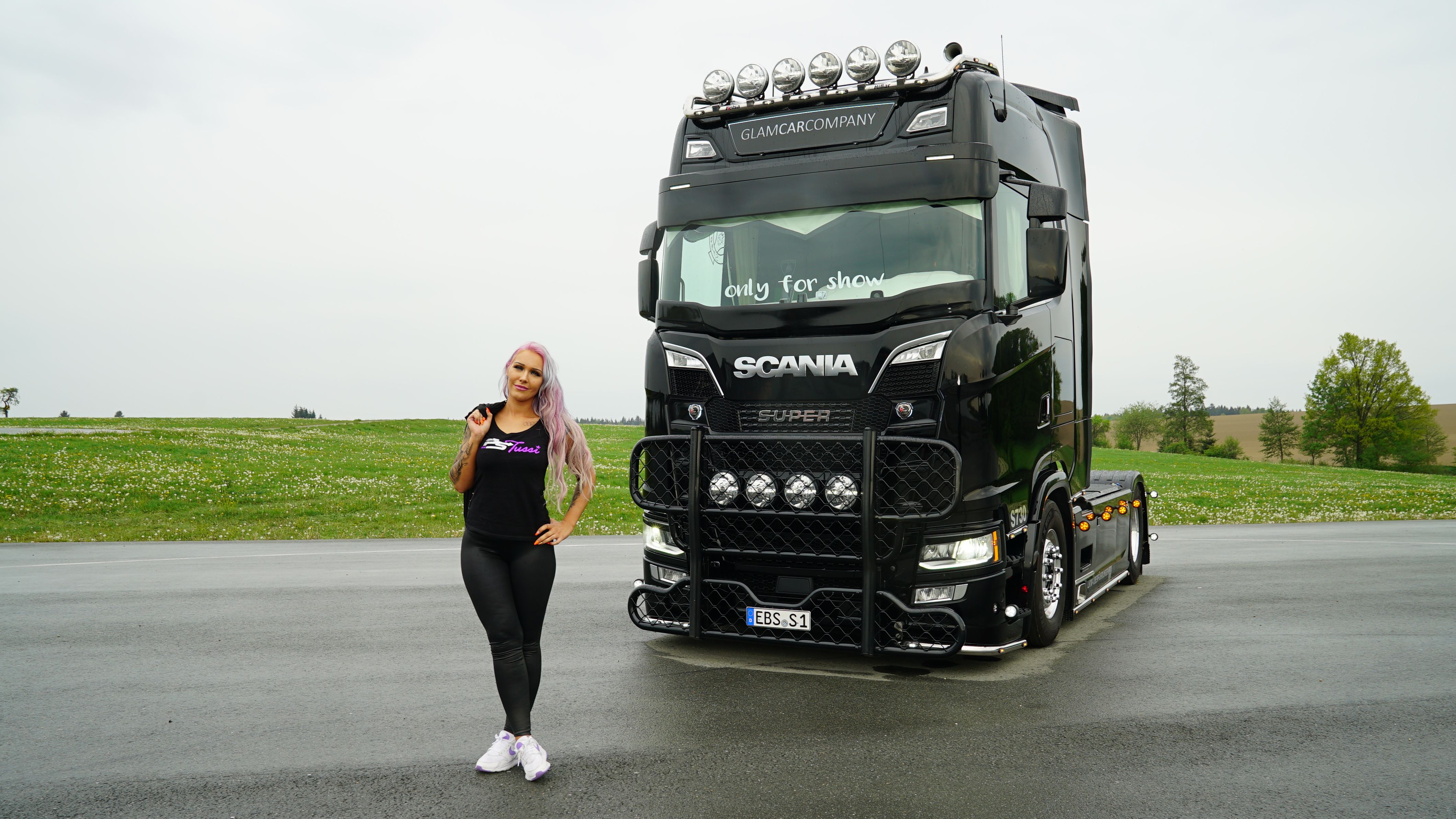 Bild zum Thema "Trucker Babe" Sabrina Reiter