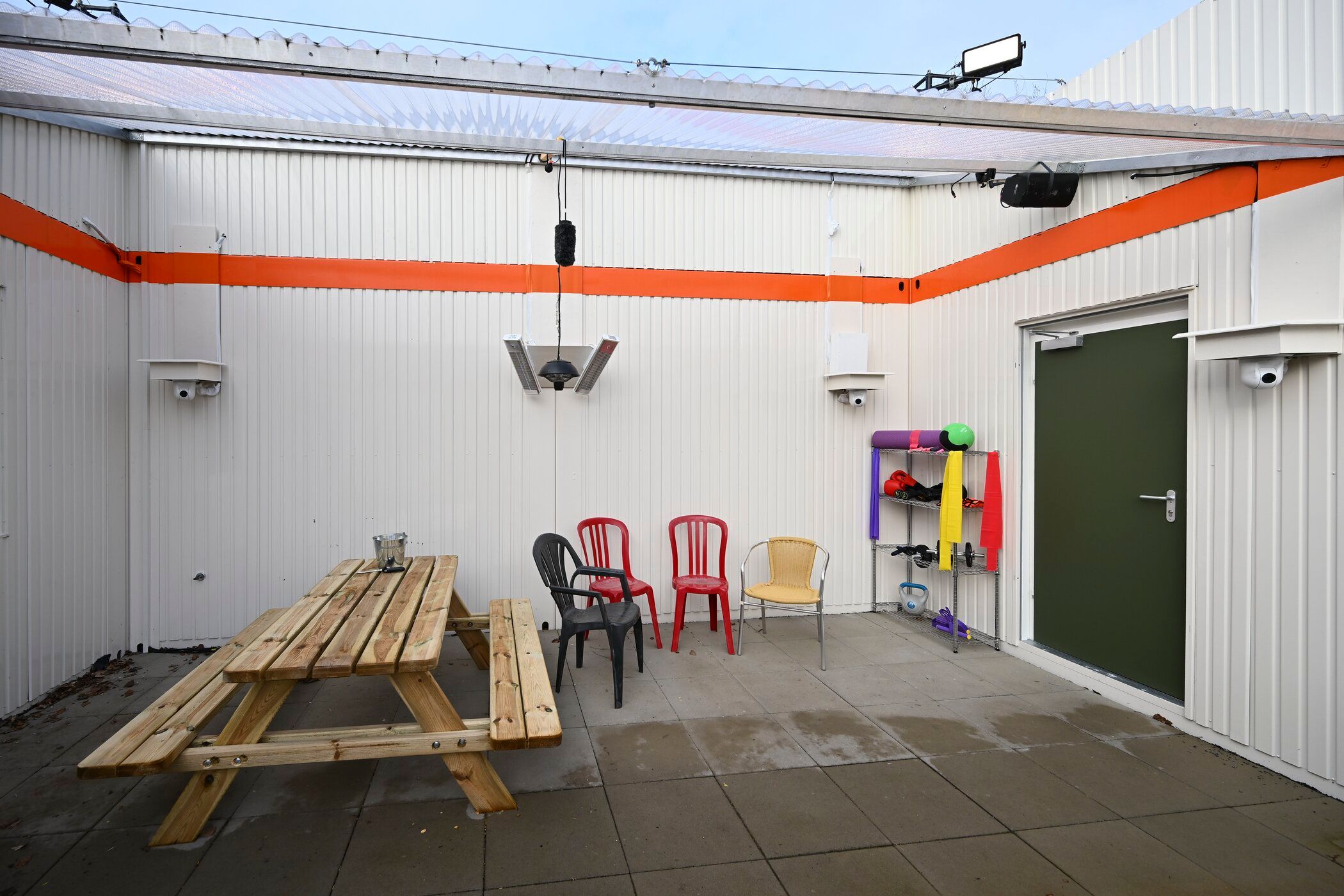 Bild zum Thema "Big Brother" 2024: Erste Bilder aus dem Container