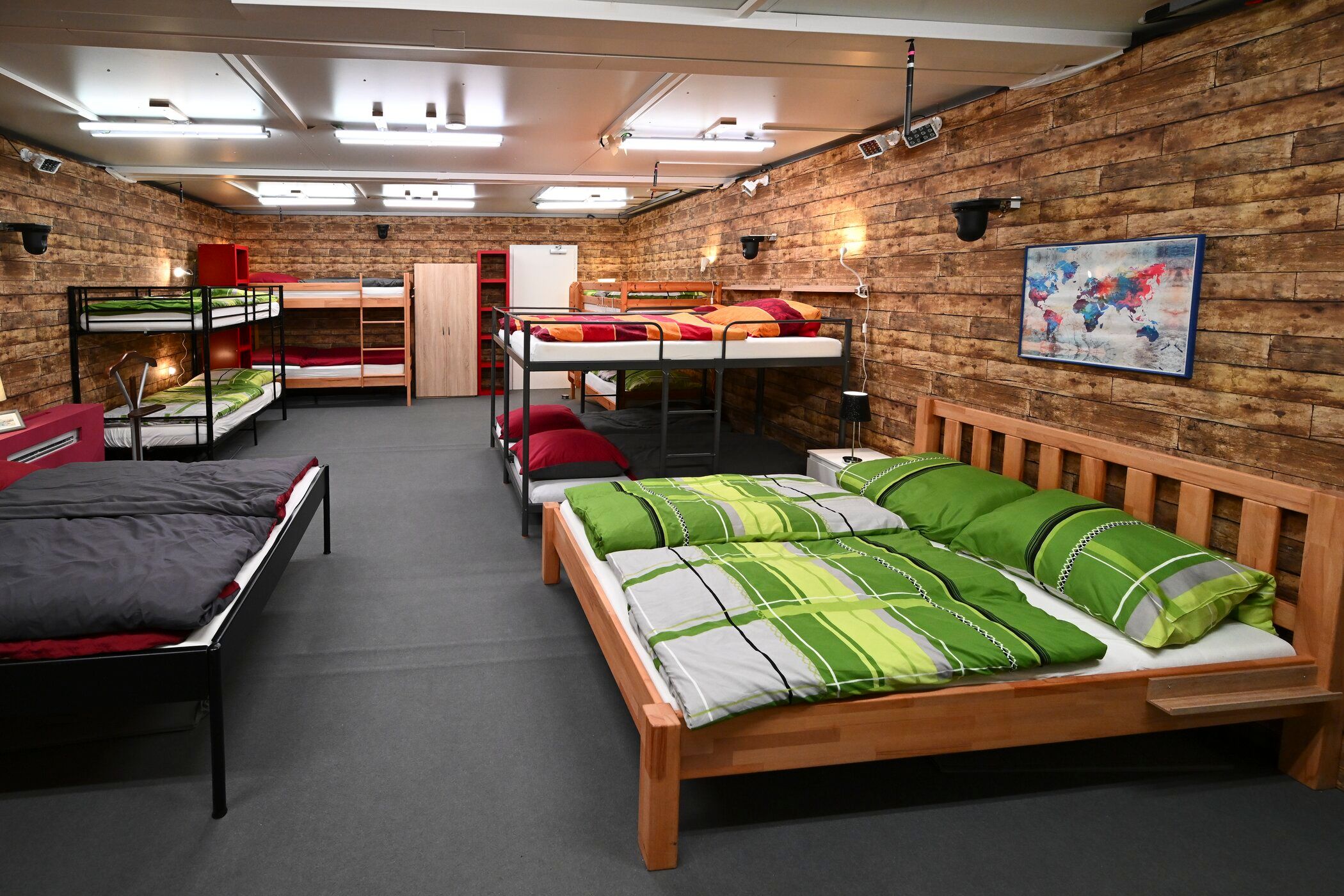 Bild zum Thema "Big Brother" 2024: Erste Bilder aus dem Container
